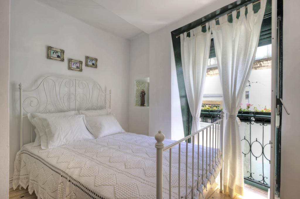 Stay Local In Alfama! Alice Central Home, Near River Lisboa Exteriör bild
