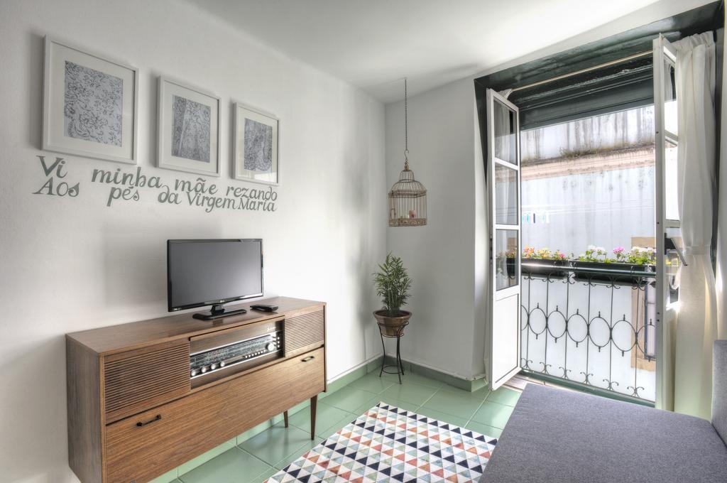 Stay Local In Alfama! Alice Central Home, Near River Lisboa Exteriör bild