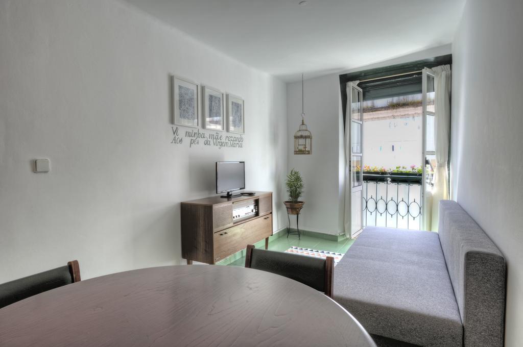Stay Local In Alfama! Alice Central Home, Near River Lisboa Exteriör bild